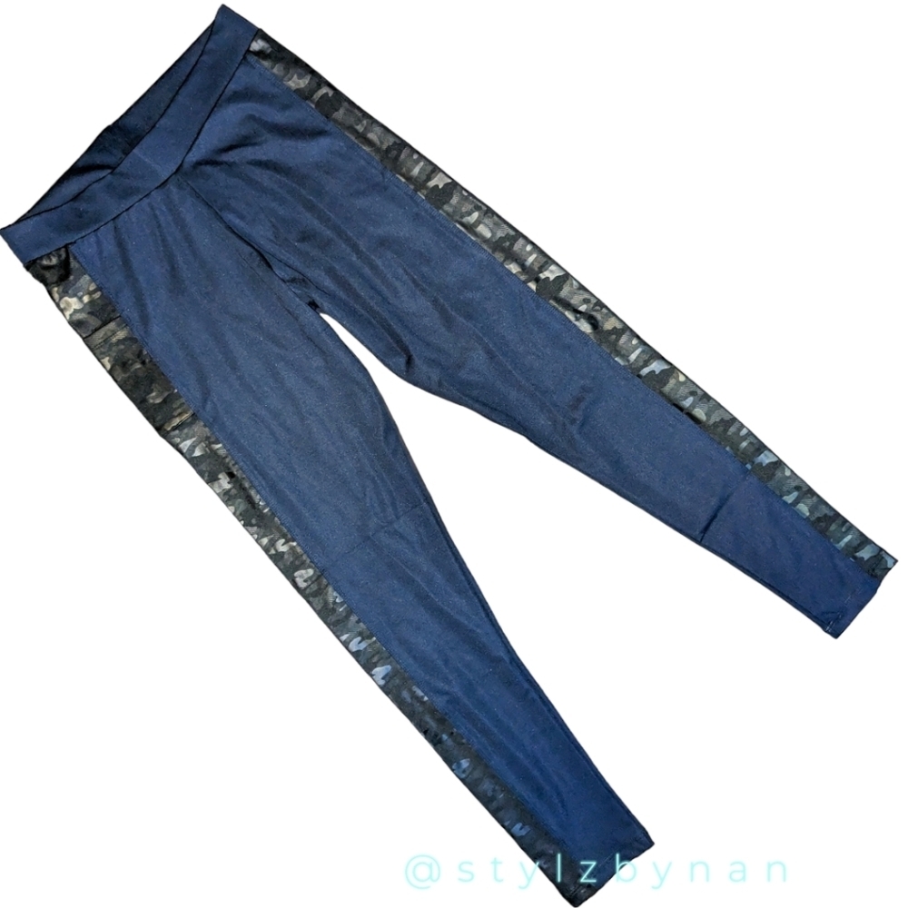 CM Fashion Leggings Navy with Gray Camo NWT! Size : S
